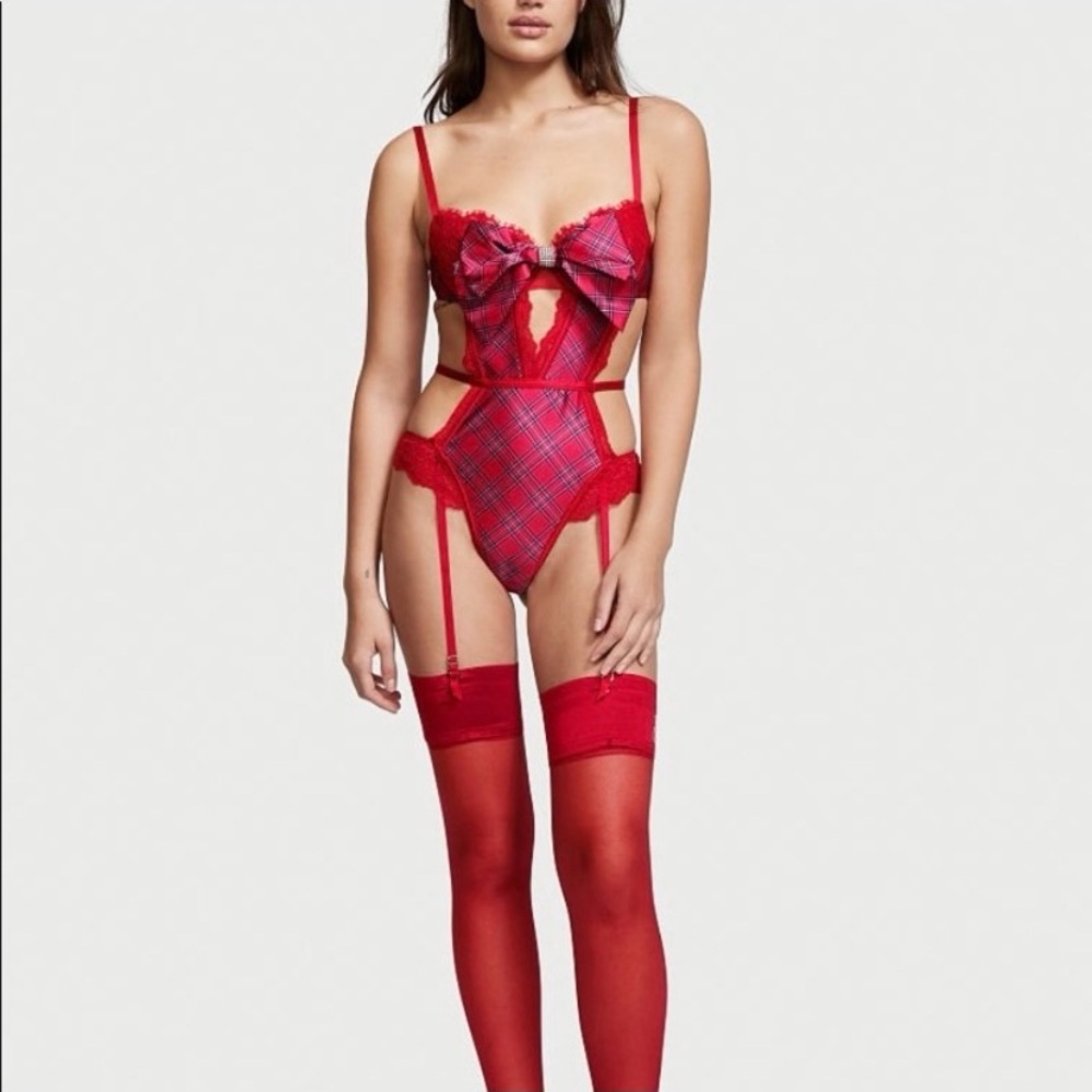 Victoria’s Secret lingerie garter bodysuit teddy
